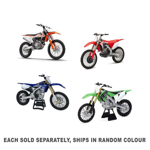 1:6 Scale Model Motorbikes (1pc Random Style)